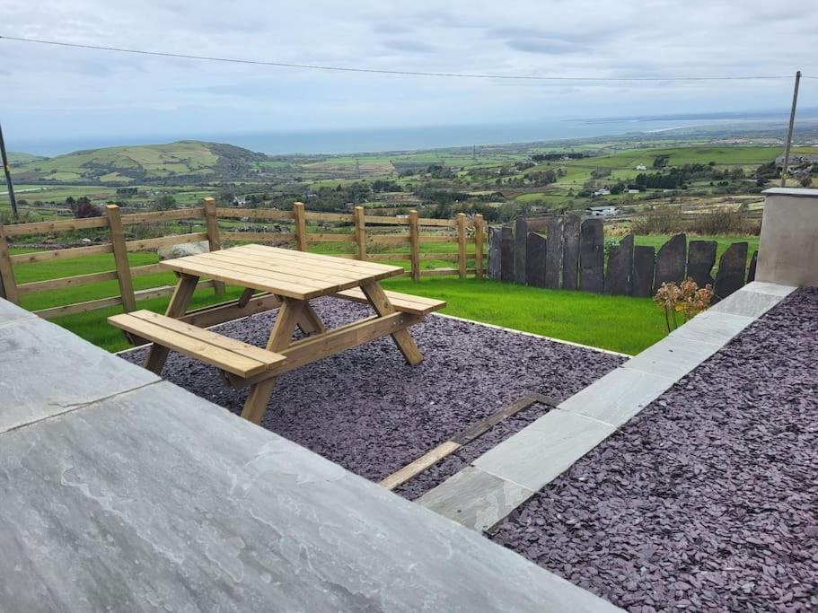 فيلا Amazing Coastal & Sunset Views In Eryri Llanllyfni المظهر الخارجي الصورة