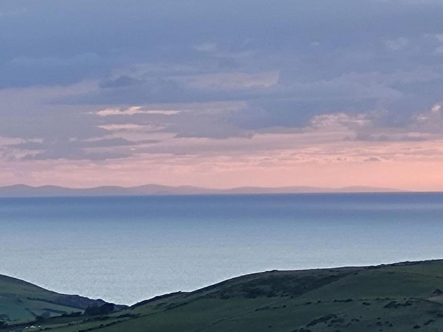 فيلا Amazing Coastal & Sunset Views In Eryri Llanllyfni المظهر الخارجي الصورة